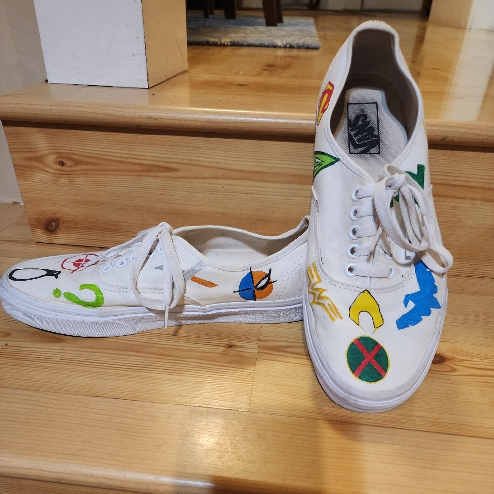 VANS Men's DC Comics Sneakers 👟